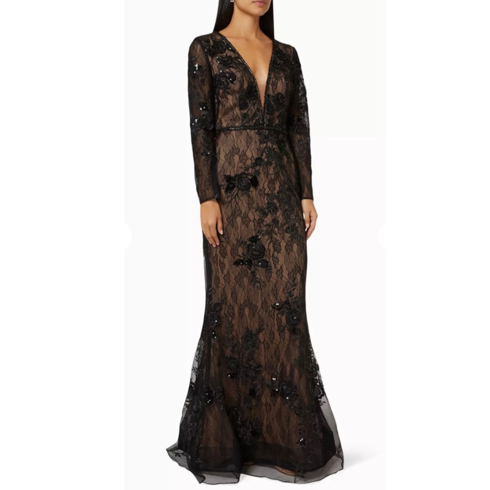 MAC DUGGAL | Floral Embellished Lace Trumpet Dress - Picture 2 of 9